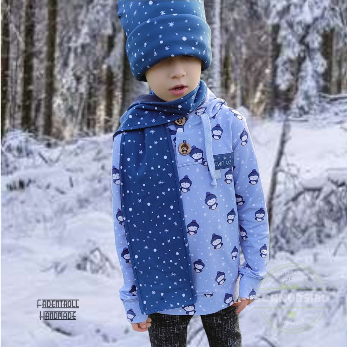 French Terry Schneeflocken blau